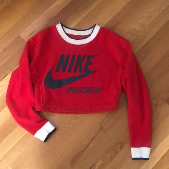 Nike Tops - Nike cropped reversible sweatshirt